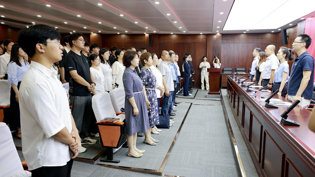 我校第七次学生代表大会顺利召开