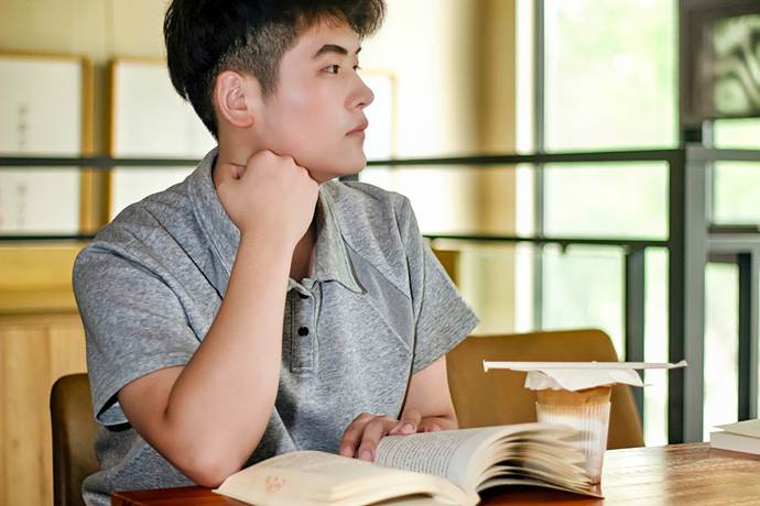 说明: C:/Users/王子赢/Desktop/002.jpg002